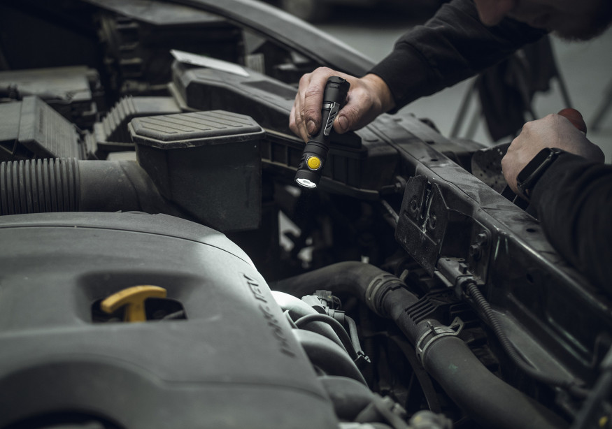 Armytek Partner C2 Magnet USB (теплый свет)