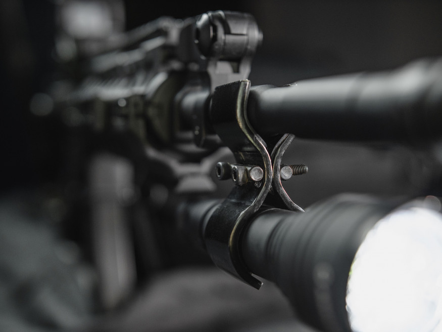 Универсальное подствольное крепление Armytek AWM-01